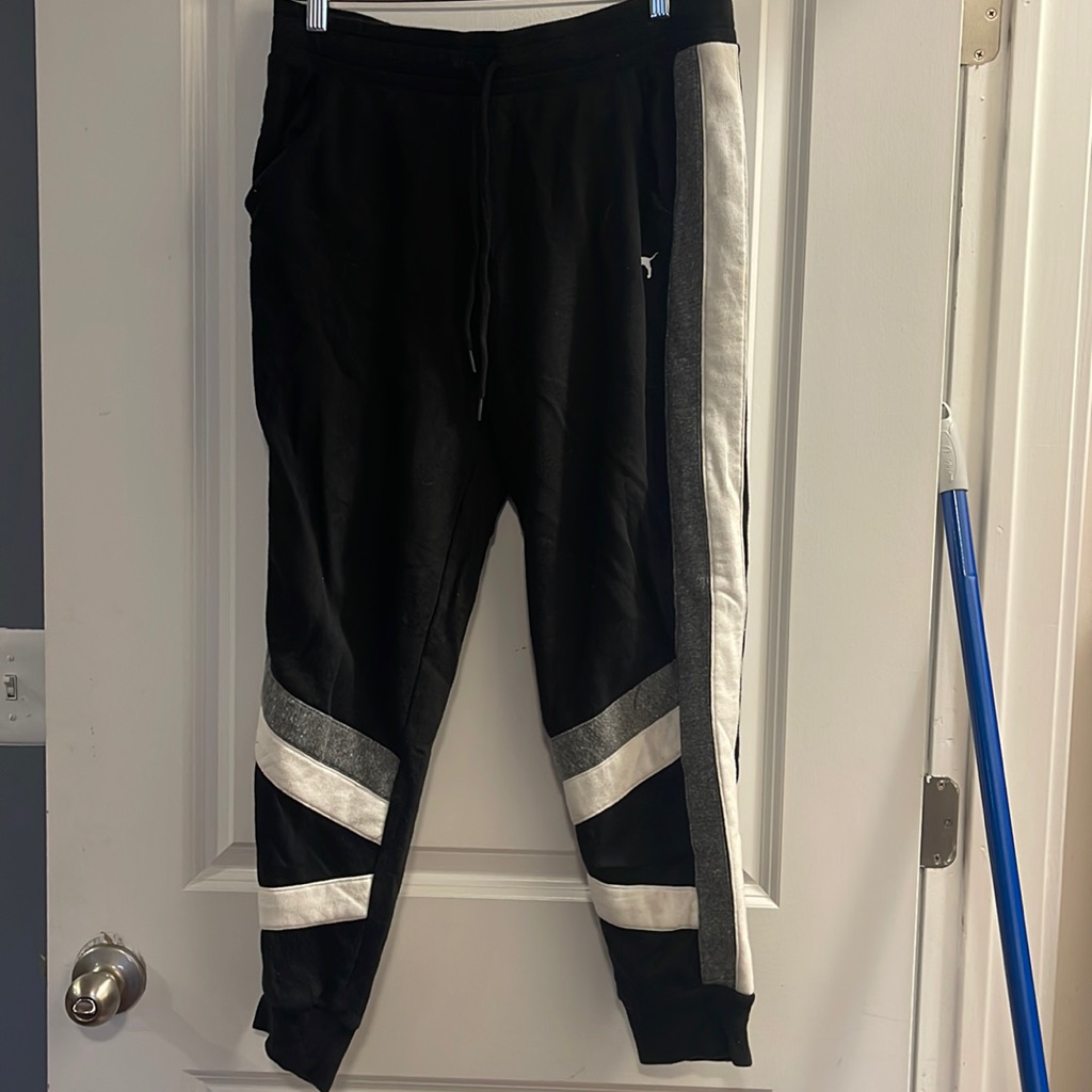 Victoria Secrets Pink Logo Black White With Design Large Joggers